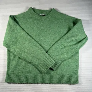American Eagle Women’s Medium Green Crewneck Knit Pullover Sweater thumbnail 1