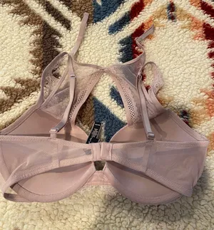 Victoria's Secret Bra thumbnail 2
