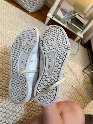 Reebok Sneakers thumbnail 3