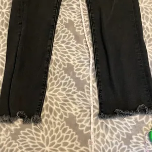 LOFT High Waist Straight Crop Jeans size 24 00 Frayed Hem Black Everyday Casual‎ thumbnail 7