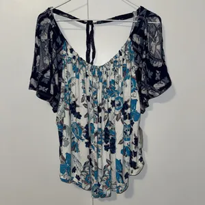 Free People Baja Babe Top Blue & Ivory Boho Floral Print Women’s Small S thumbnail 3