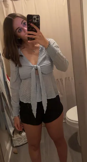 Francesca's Top thumbnail 1