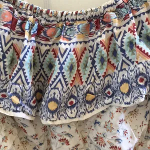 FINAL MARKDOWN LADIES boho looking peasant style crop top small thumbnail 3