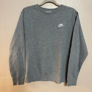 Nike Women's‎ Crewneck Sweatshirt Classic Swoosh Gray Size XS thumbnail 1