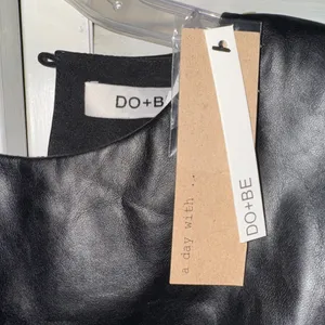 DO+BE black leather dress with shoulder pads thumbnail 3