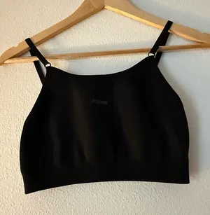 Gymshark Black High Neck Seamless Crop Bra thumbnail 1