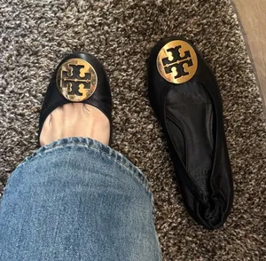Tory Burch Reva Metallic Leather Flats Ballet Size 6.5 Womens Black Gold thumbnail 1