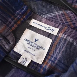 XS- American Eagle‎ Super Soft Purple Top thumbnail 4