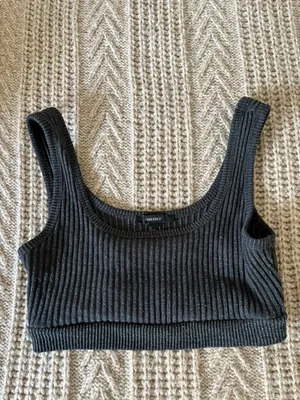 Grey Textured Crop Tank thumbnail 3