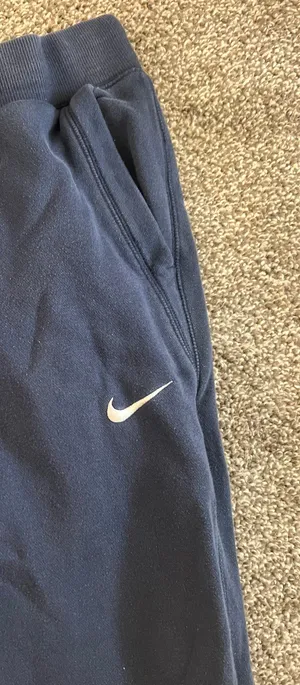 Nike sweatpants thumbnail 3