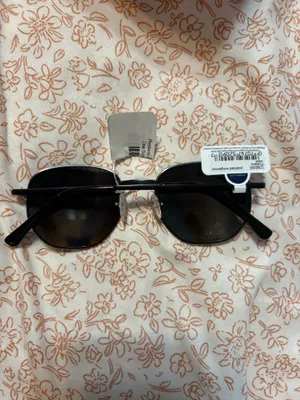 Boutique Sunglasses thumbnail 2