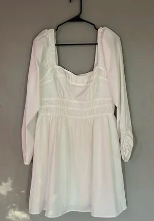 white long sleeve mini dress size XL thumbnail 1