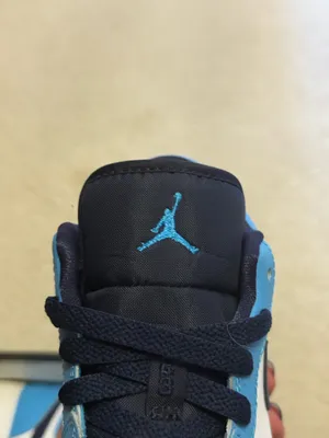 Air Jordan 1 Low thumbnail 11