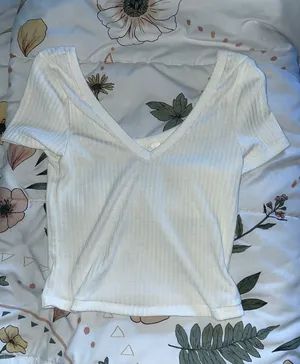 PacSun White Top thumbnail 1