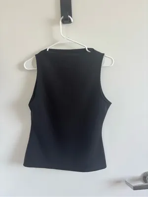Banana Republic Factory black Sleeveless Women's Tank Top thumbnail 4