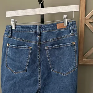 Judy Blue Flare Leg JB88611 Wide Leg Raw Hem Jeans 9/29 thumbnail 7
