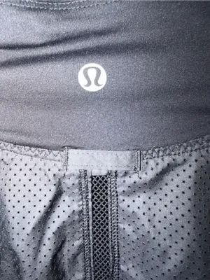 Lululemon Lightweight reversible Bomber Jacket. Women’s 8! Sleek fit. thumbnail 8