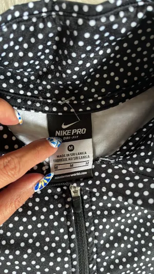 Nike pro moisture wicking long sleeve half zip work out shirt medium thumbnail 2