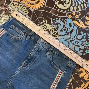 Topshop Moto Jean With Rhinestone Embellidhment Sz: 28 thumbnail 3