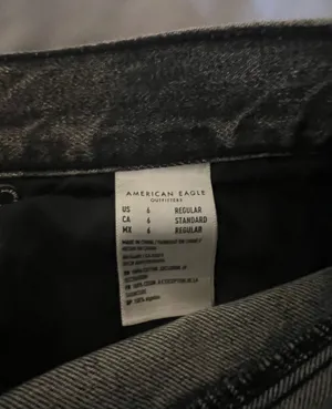 American Eagle Ripped Jeans thumbnail 5