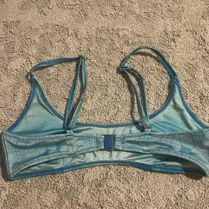 Triangl swim top thumbnail 2