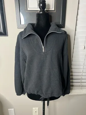 Lululemon textured 1/2 zip‎ pullover black XS/S thumbnail 5