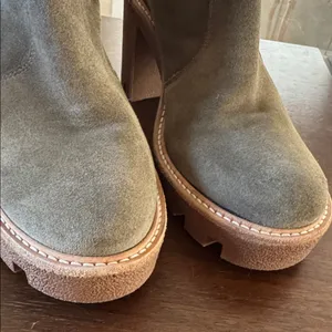 Gianni bini boots Suede leather upper Chunky lug sole Heel size 9 thumbnail 4