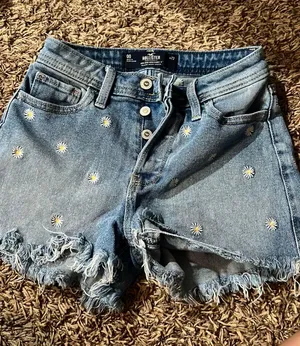 Hollister Denim Shorts thumbnail 1