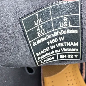 Dr. Martens 1460 US Men’s 7 Women’s 9 Black Smooth Leather Boots New Unisex thumbnail 7