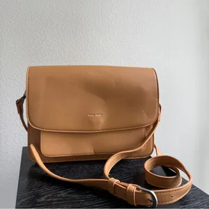 Pixie Mood Zoe Crossbody Purse in Honey thumbnail 3
