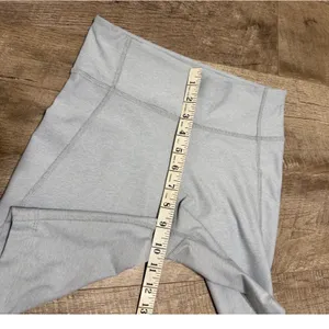 Outdoor Voices Women's High Rise Biker Shorts Light Grey Heather Athletic S/M thumbnail 4