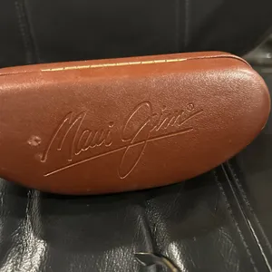 Maui Jim Black Aviator Sunglasses thumbnail 8