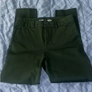 Old Navy Skinny Pixie Pants thumbnail 1