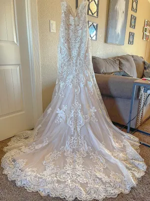Madison James Wedding Dress thumbnail 2