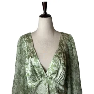 Showpo Freollyn Midi Dress Women 14 Sage Green NWT Floral‎ Deep V Long Sleeve thumbnail 4