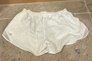 Lululemon Hotty Hot Shorts 4” thumbnail 2