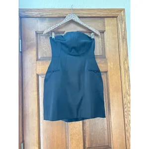 ANTHROPOLOGIE Strapless Structured Black Mini Dress Size XS thumbnail 3