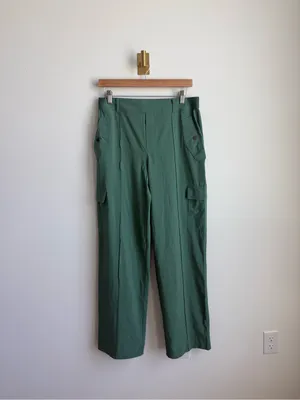 Athleta Vienna Cargo Pants Women 12 Vineyard Green Utility Hiking Travel Stretch thumbnail 4