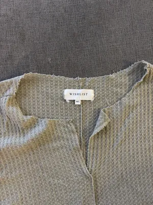 Long Sleeve Slight V Neck Top Size M thumbnail 5