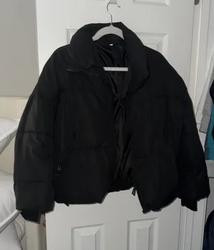 Amazon Black Puffer Jacket thumbnail 1