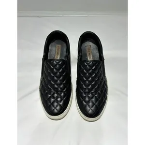 Steve Madden Quilted Slip-on Sneakers Size 11 thumbnail 2