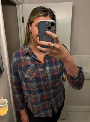 Plaid Button Down Size L thumbnail 1