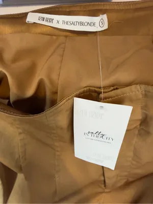 NWT 12th Tribe x The Salty Blonde Halley Wide Leg Satin Trousers in Bronze Small thumbnail 6