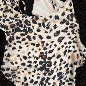 Aerie One Piece Swimsuit M Animal Print Wrap Bow Front Full Coverage thumbnail 9