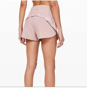 Lululemon Shorts thumbnail 2