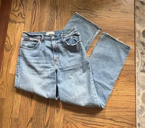 Abercrombie & Fitch 90s Relaxed Jean High-Rise Straight Jeans thumbnail 1
