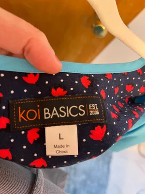 Koi scrub Blue Size L thumbnail 3
