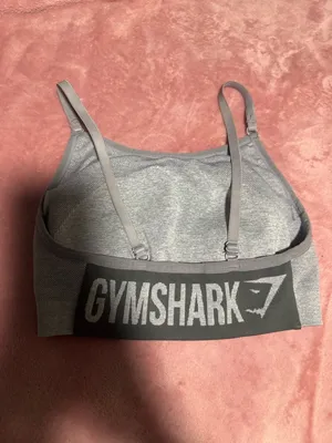 Gymshark sports bra thumbnail 2
