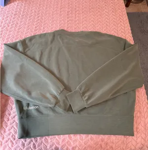 Lululemon Grey Sage Perfectly Oversized Cropped Crewneck Sweatshirt *Softstreme thumbnail 4