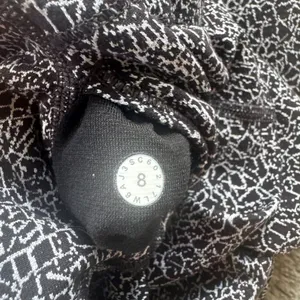 Lululemon Wunder Under Hi-Rise 1/2 Tight Sz 8 thumbnail 9